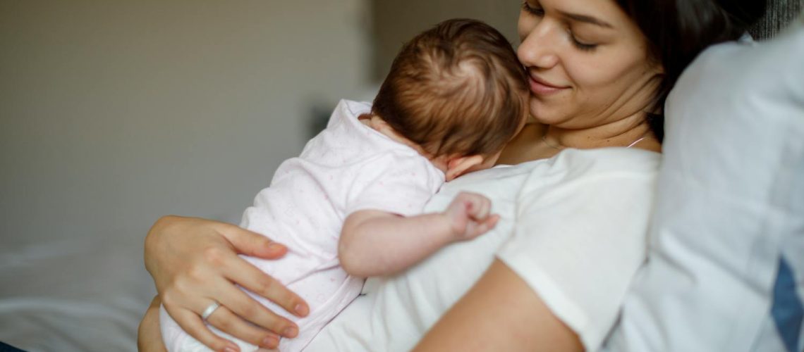 Comment protéger bébé des boutons de fièvre ?